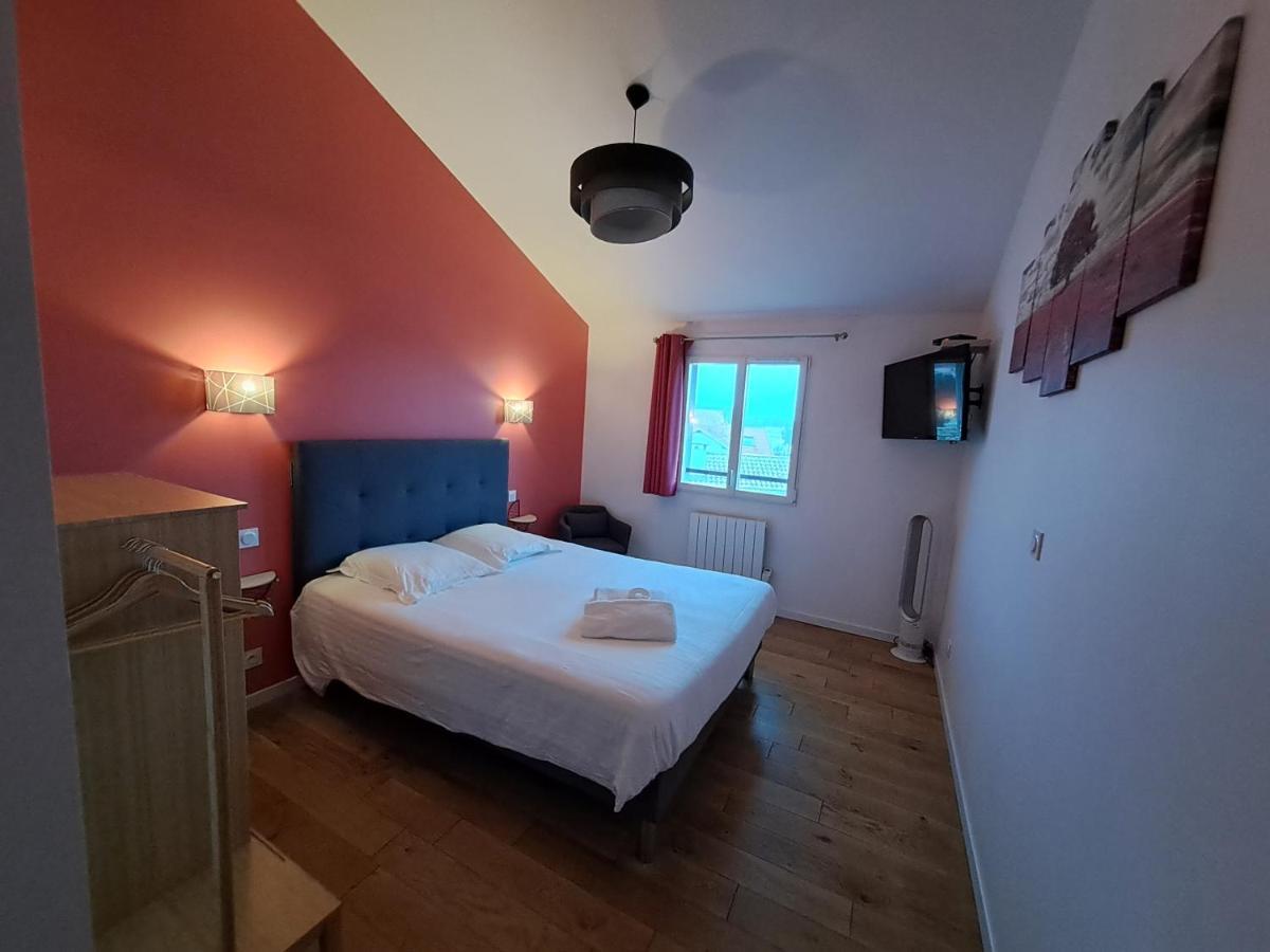 Hotel L'Auberge Canaulaise Lacanau Kültér fotó